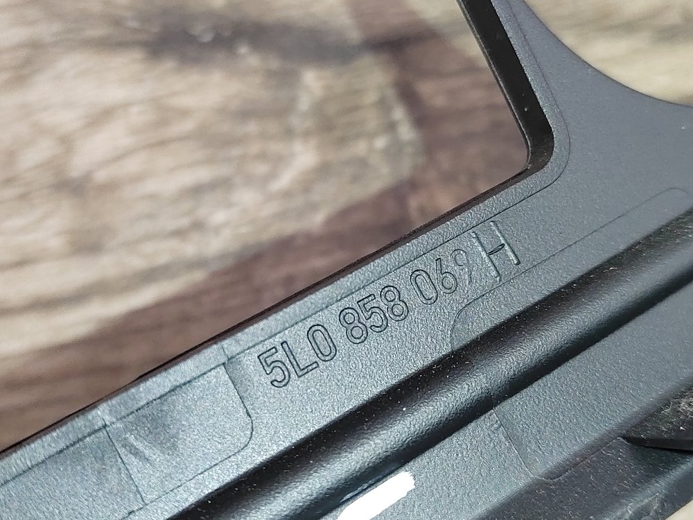 Рамка магнитолы, 1000 рублей, Москва