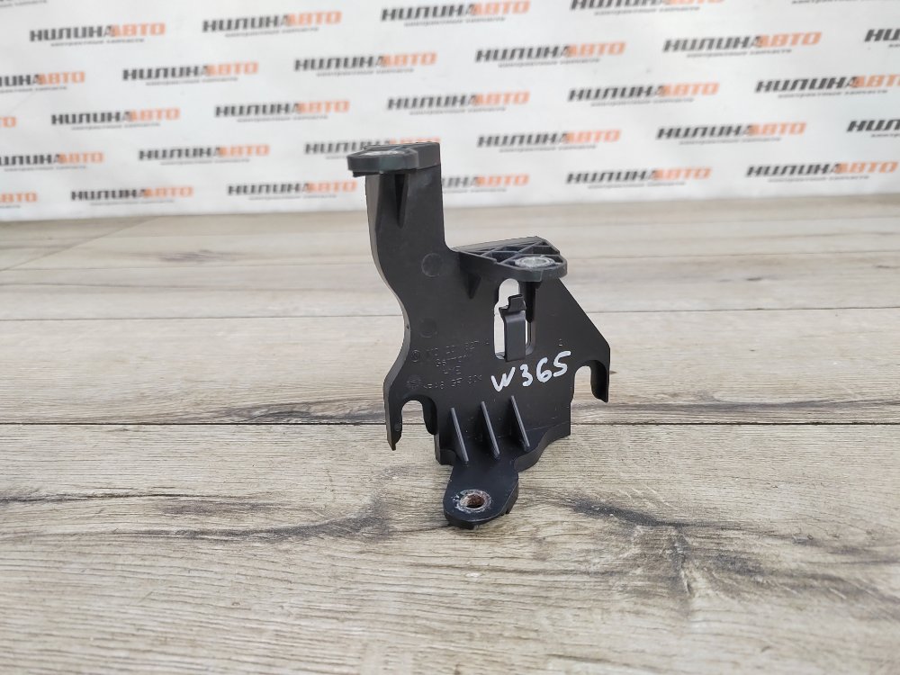 Кронштейн, 1400 рублей, Москва