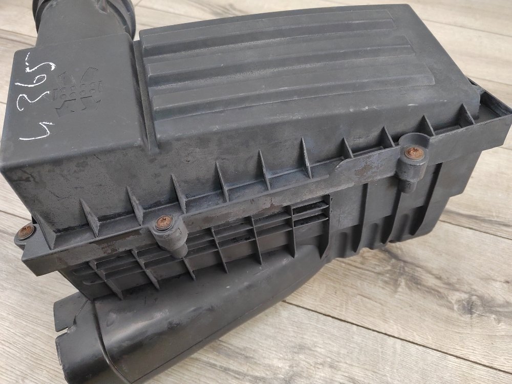 Корпус воздушного фильтра, 2500 рублей, Москва