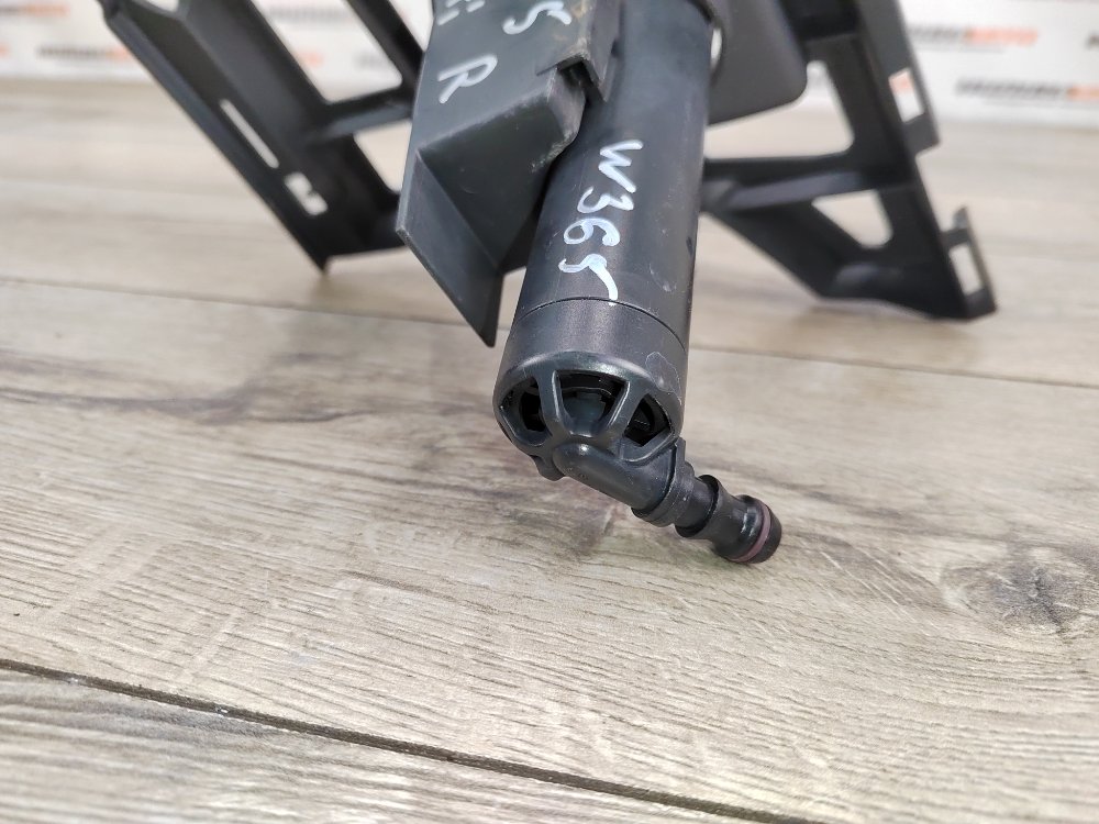 Кронштейн форсунки омывателя фар, 3000 рублей, Москва