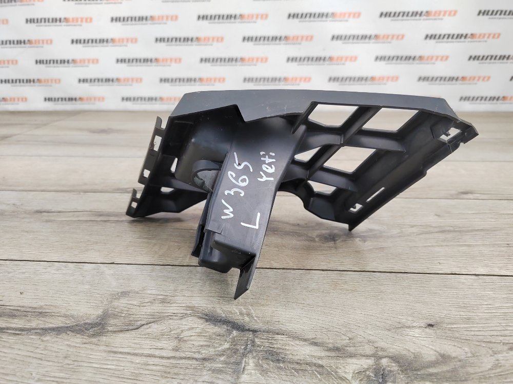 Кронштейн форсунки омывателя фар, 1000 рублей, Москва