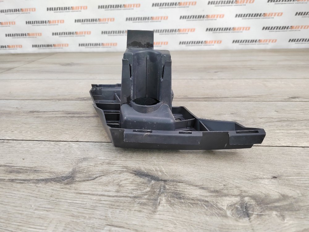 Кронштейн форсунки омывателя фар, 1000 рублей, Москва