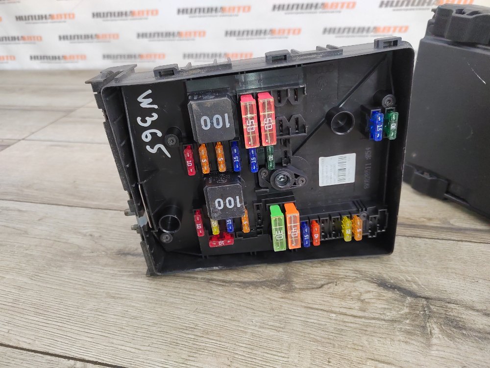 Блок предохранителей под капот, 2500 рублей, Москва