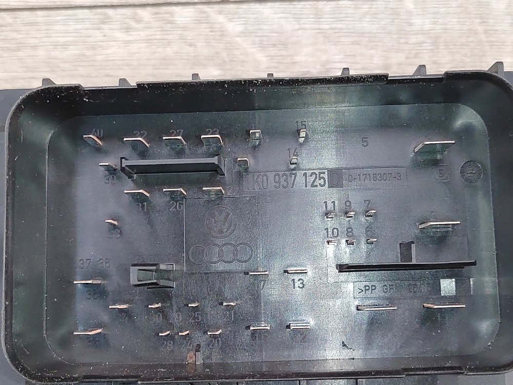 Блок предохранителей под капот, 2500 рублей, Москва