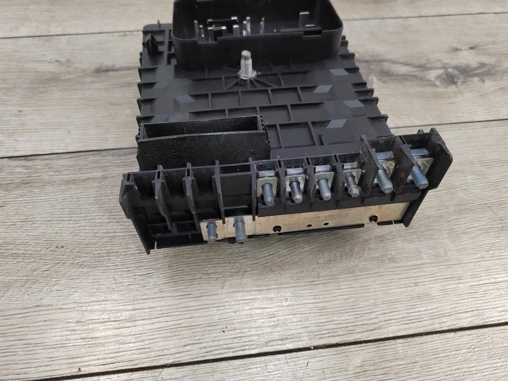 Блок предохранителей под капот, 2500 рублей, Москва