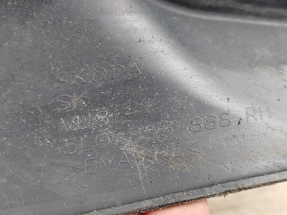 Брызговик, 1600 рублей, Москва