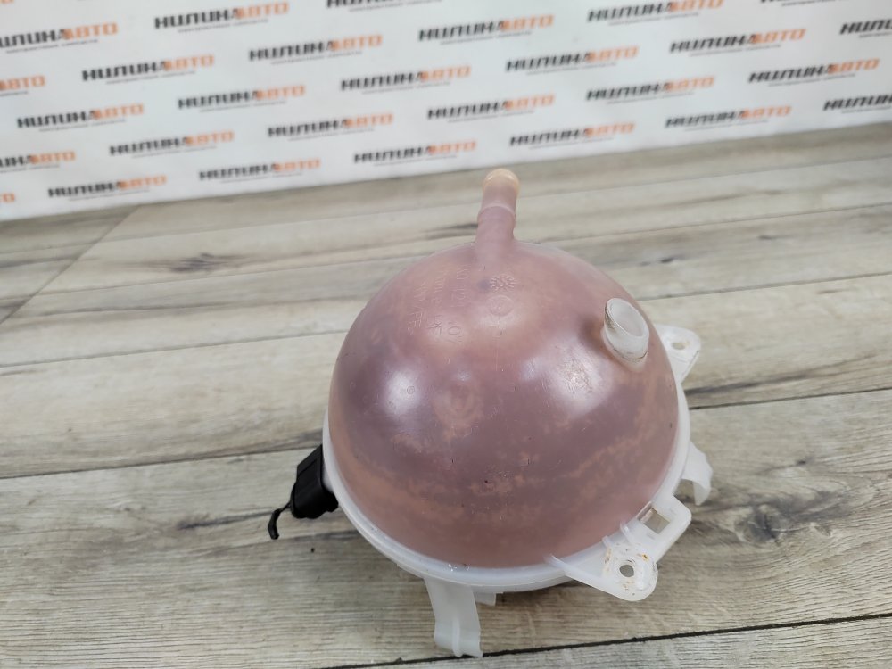 Бачок расширительный, 1000 рублей, Москва