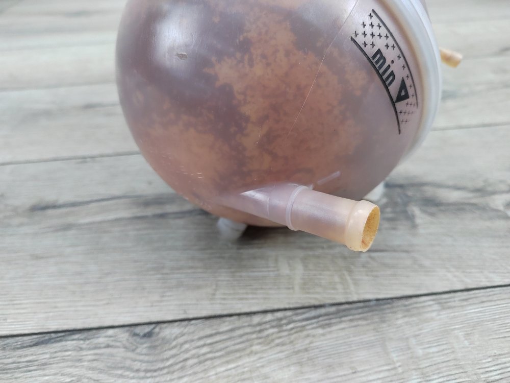 Бачок расширительный, 1000 рублей, Москва