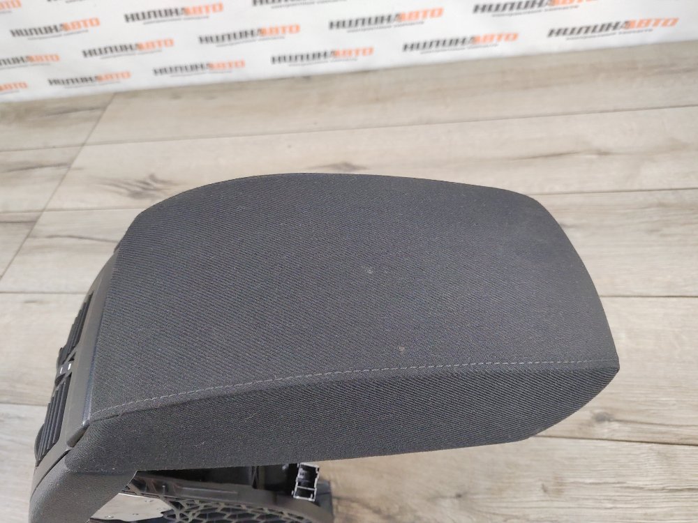 Подлокотник, 5000 рублей, Москва