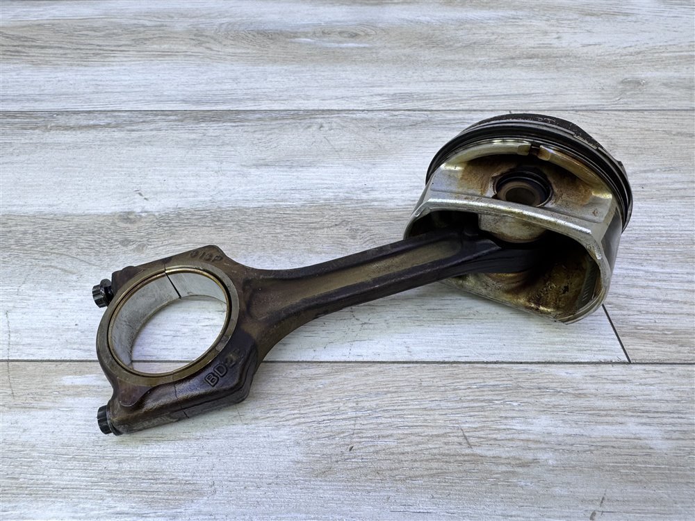 Поршень двигателя, 1500 рублей, Севастополь