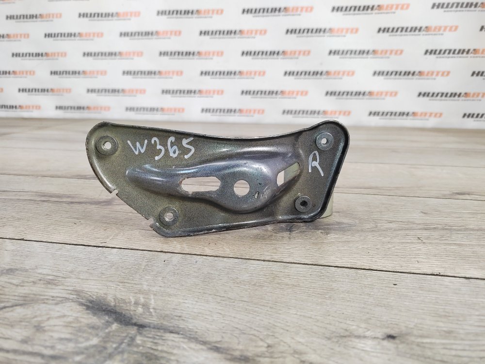 Кронштейн крыла, 1100 рублей, Москва