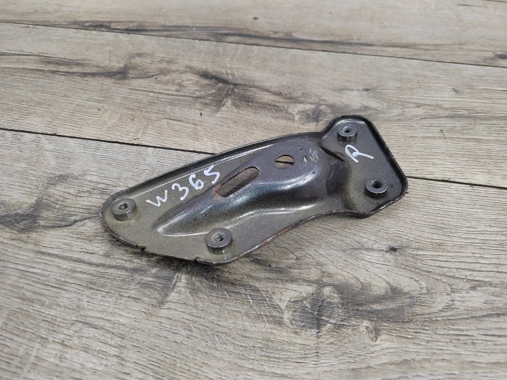 Кронштейн крыла, 1100 рублей, Москва