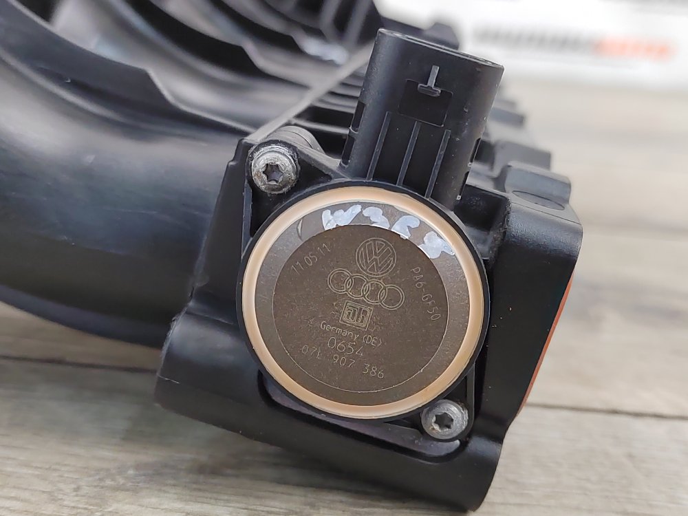 Коллектор впускной, 8000 рублей, Москва