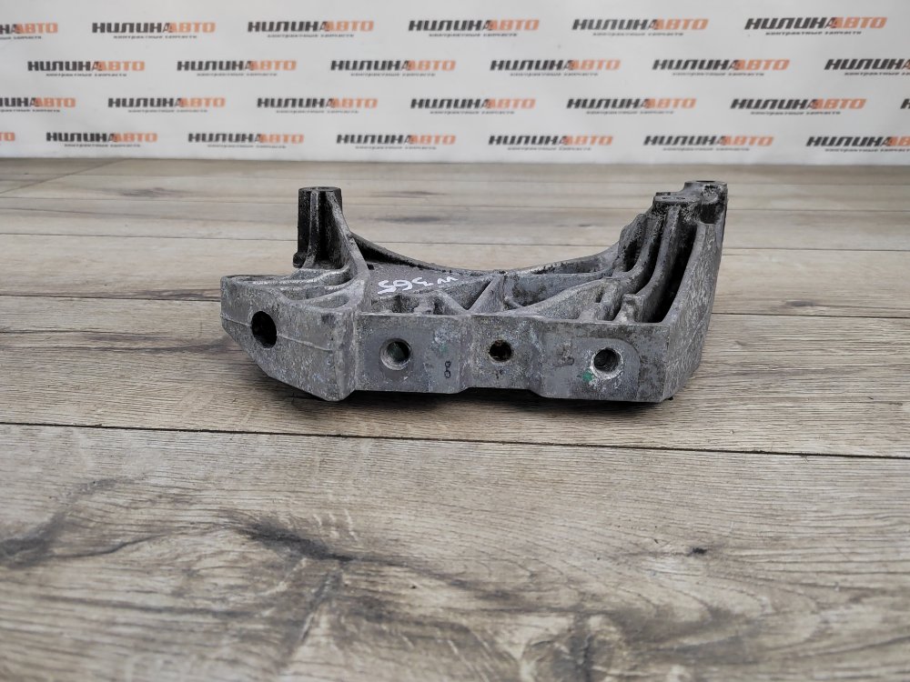 Кронштейн двигателя, 1200 рублей, Москва