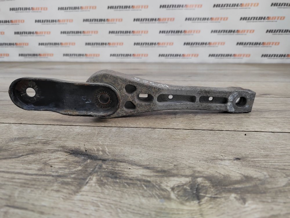 Кронштейн двигателя, 500 рублей, Москва