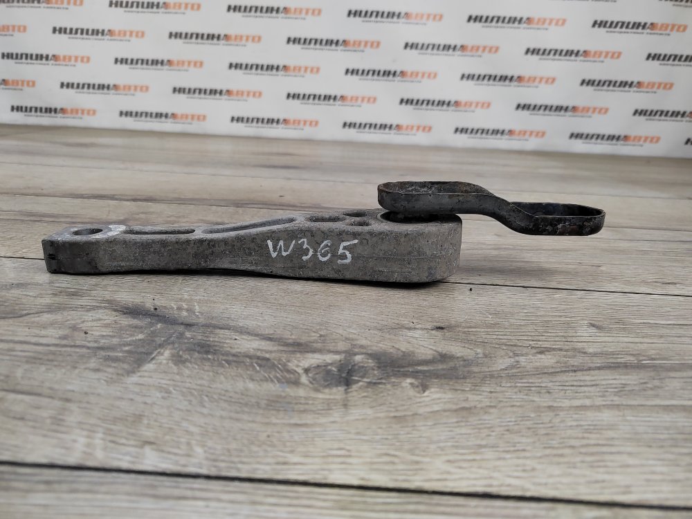 Кронштейн двигателя, 500 рублей, Москва