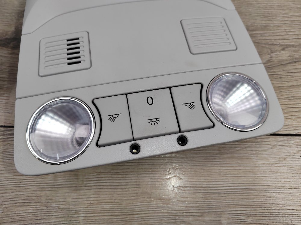 Плафон салона, 1000 рублей, Москва