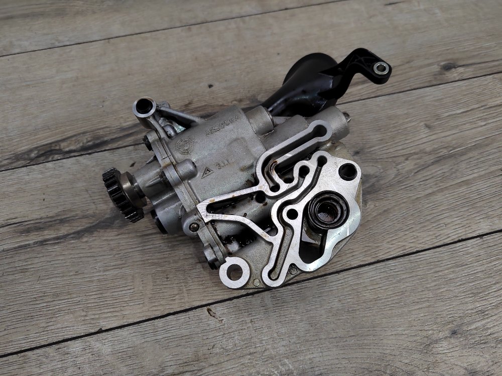 Насос масляный, 4000 рублей, Москва