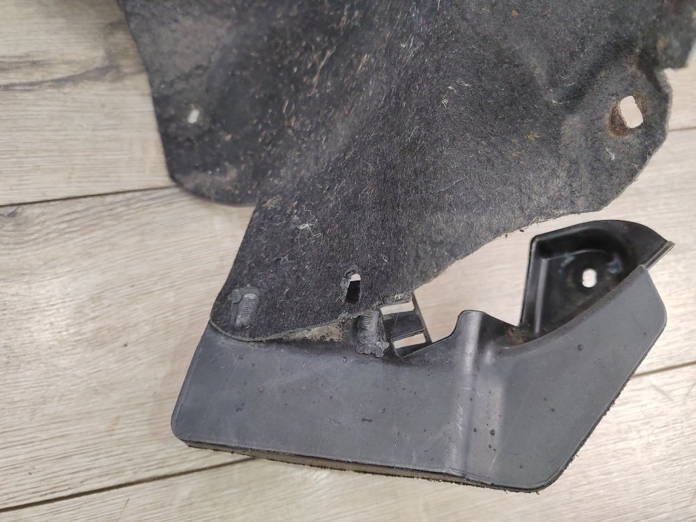 Подкрылок, 1800 рублей, Москва