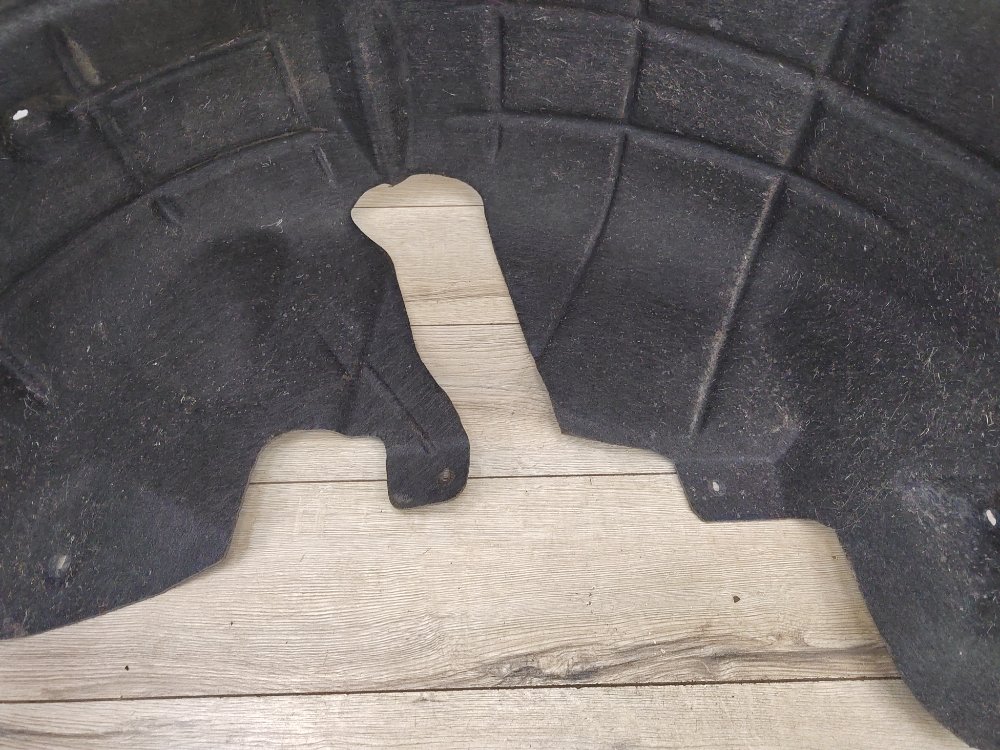 Подкрылок, 1800 рублей, Москва