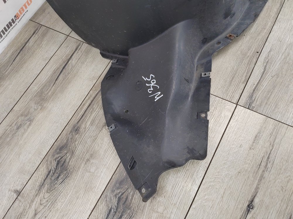 Подкрылок, 5000 рублей, Москва