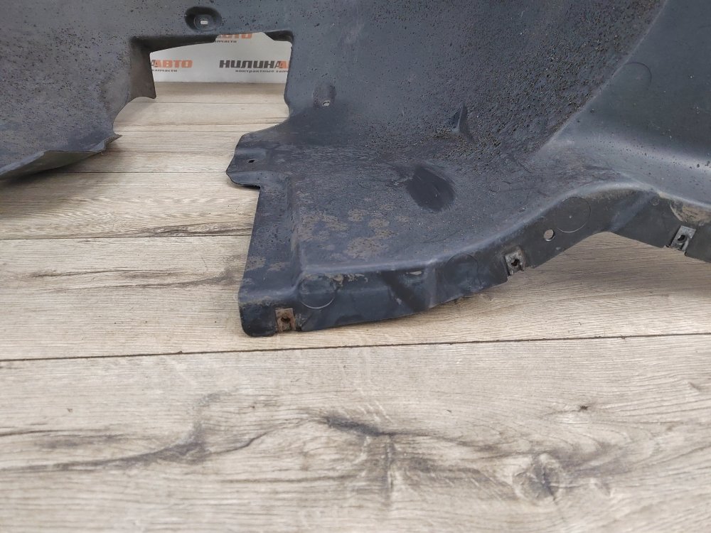 Подкрылок, 5000 рублей, Москва