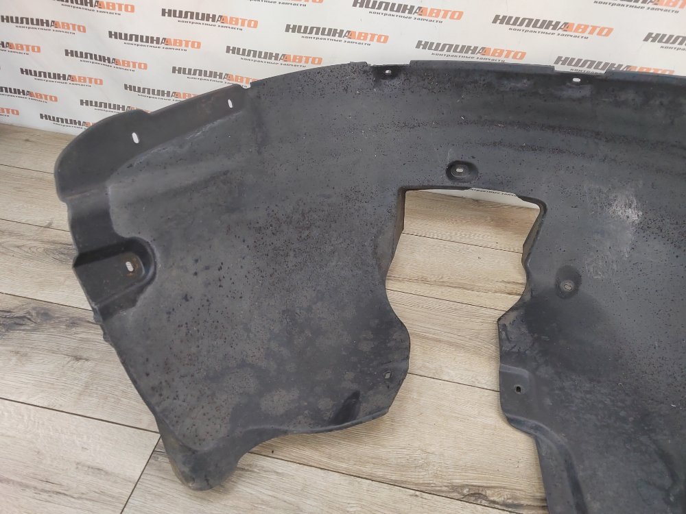 Подкрылок, 5000 рублей, Москва