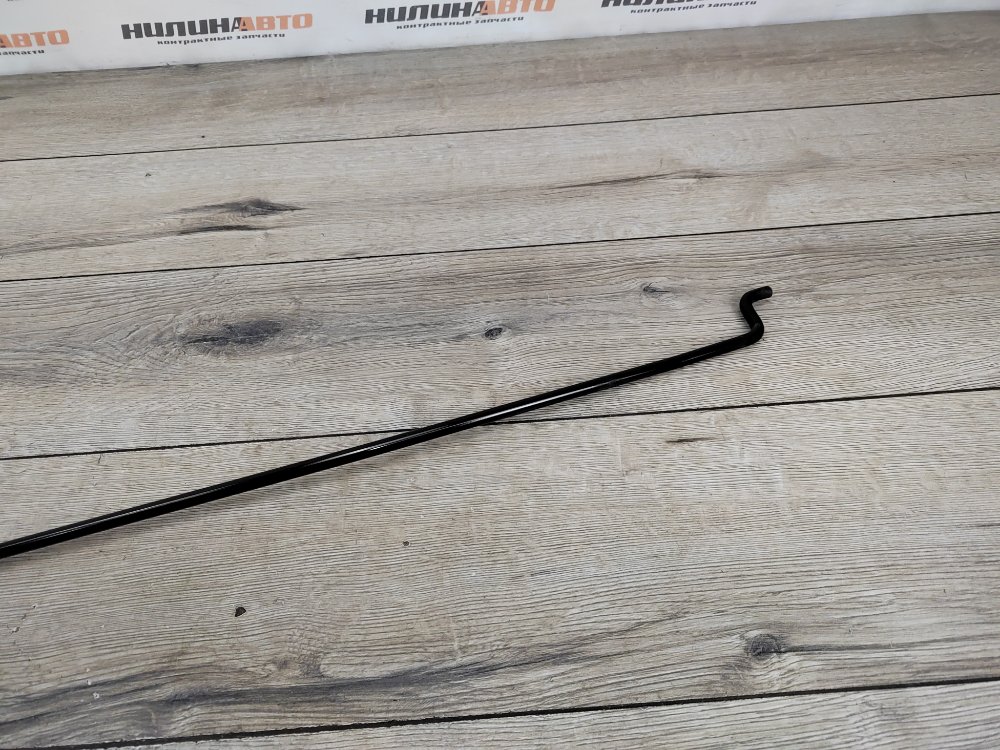 Упор капота, 300 рублей, Москва