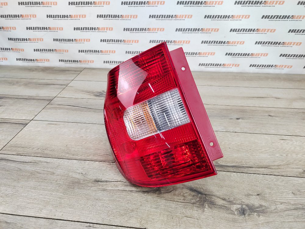 Фонарь в крыло, 5800 рублей, Москва