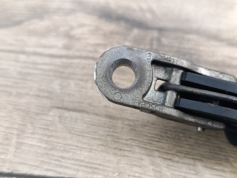 Поводок стеклоочистителя, 1000 рублей, Москва