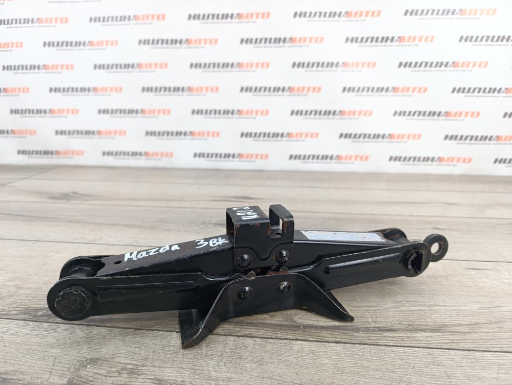 Домкрат, 2000 рублей, Москва