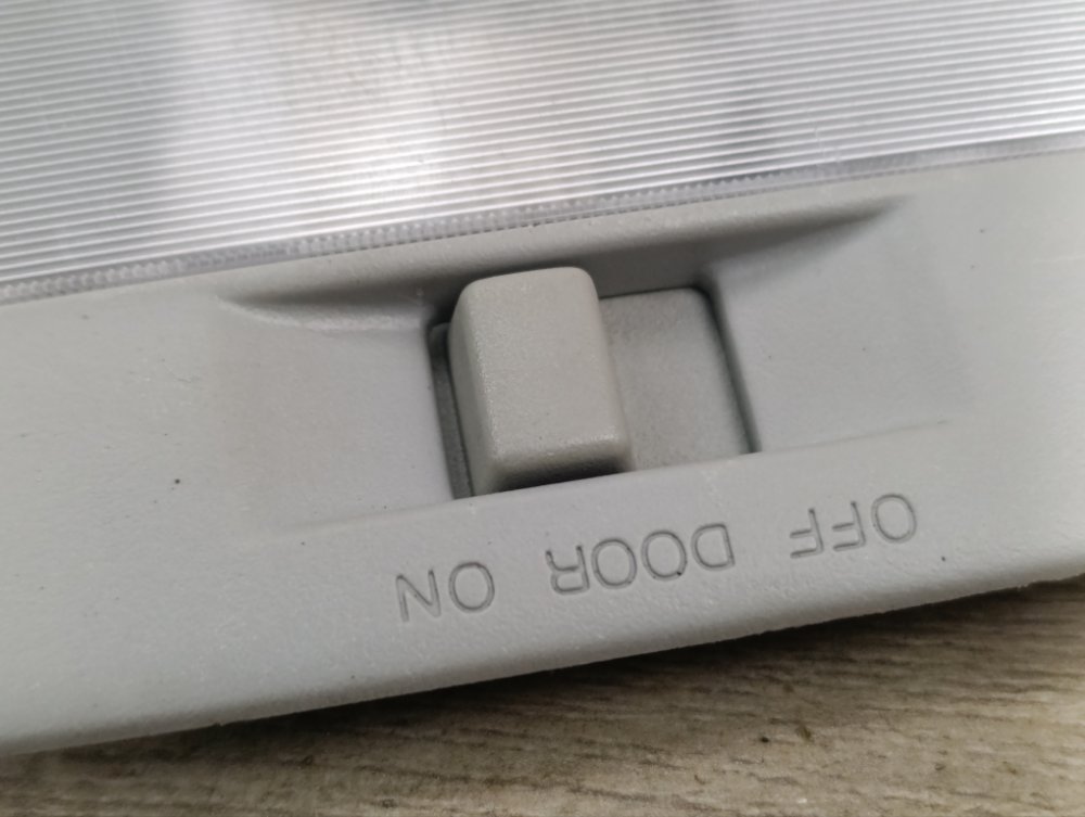 Плафон салона, 500 рублей, Москва