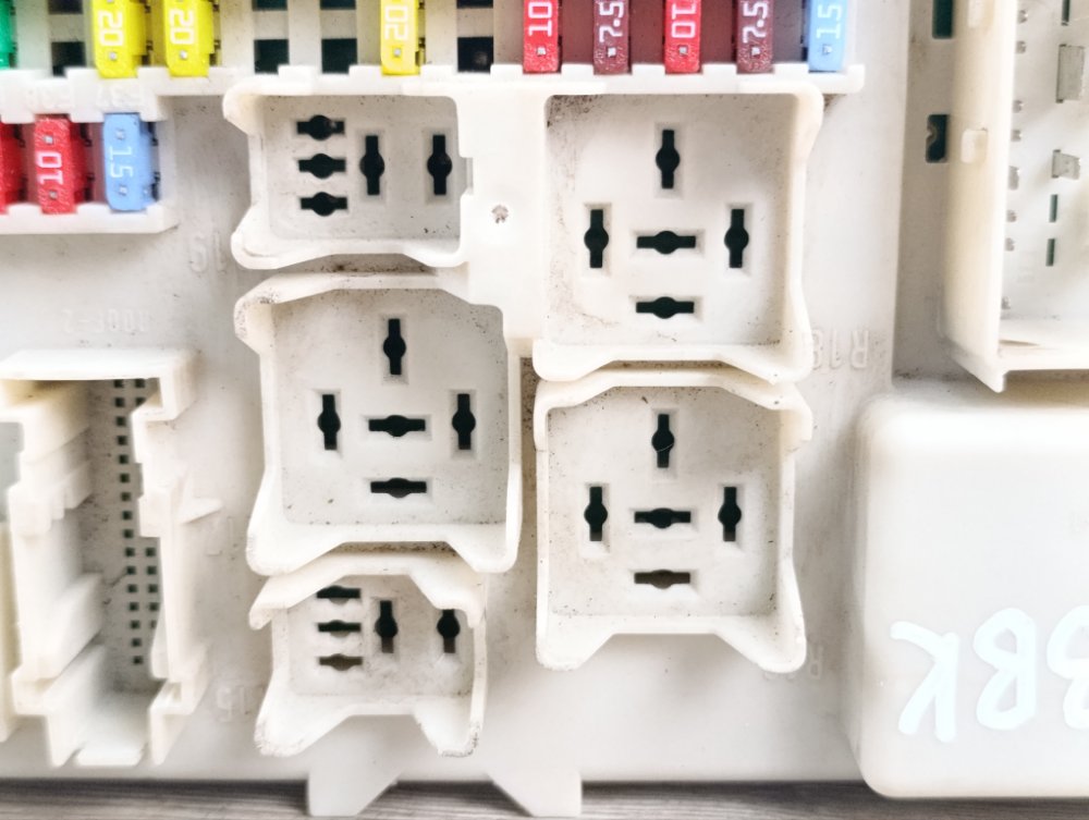 Блок предохранителей, 1800 рублей, Москва