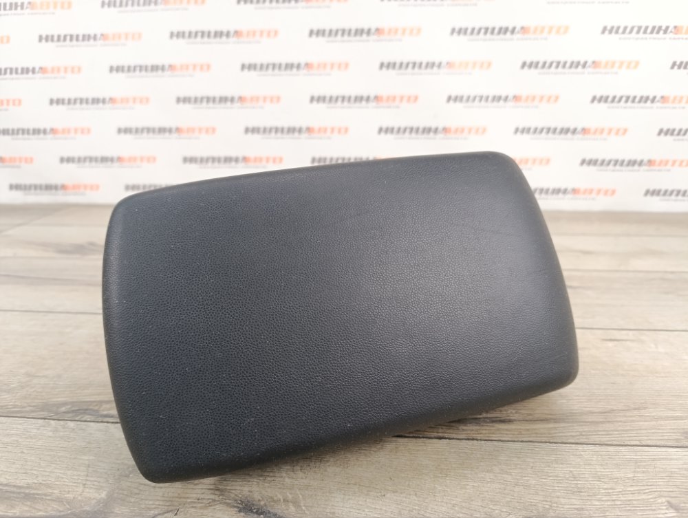 Подлокотник, 2000 рублей, Москва