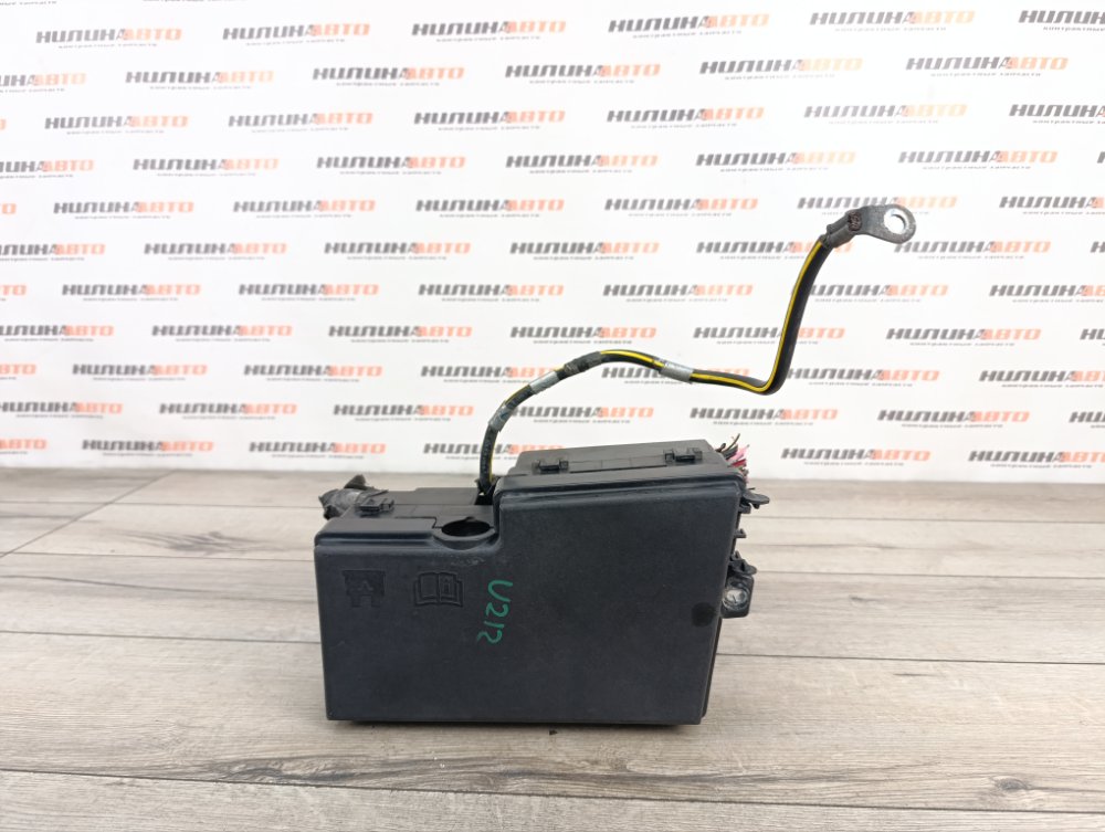 Блок предохранителей, 2000 рублей, Москва