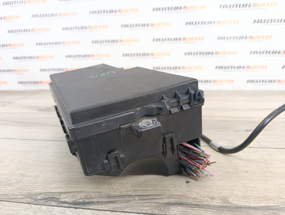 Блок предохранителей, 2000 рублей, Москва