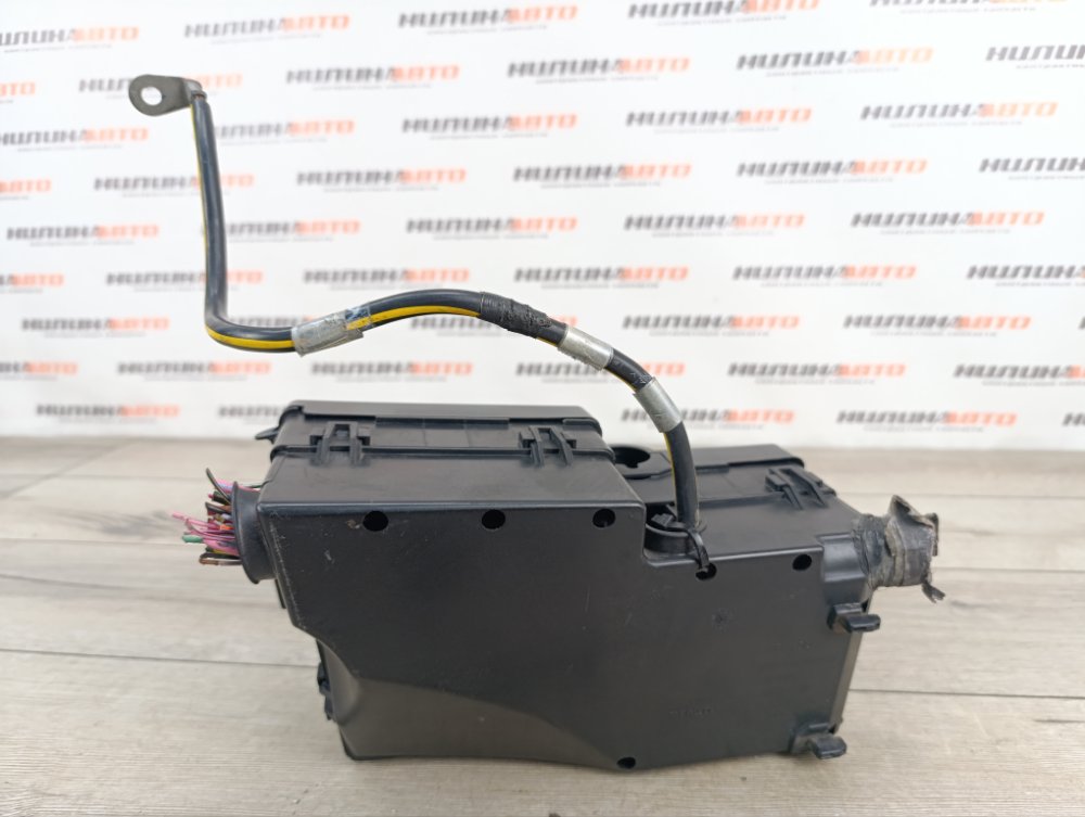 Блок предохранителей, 2000 рублей, Москва