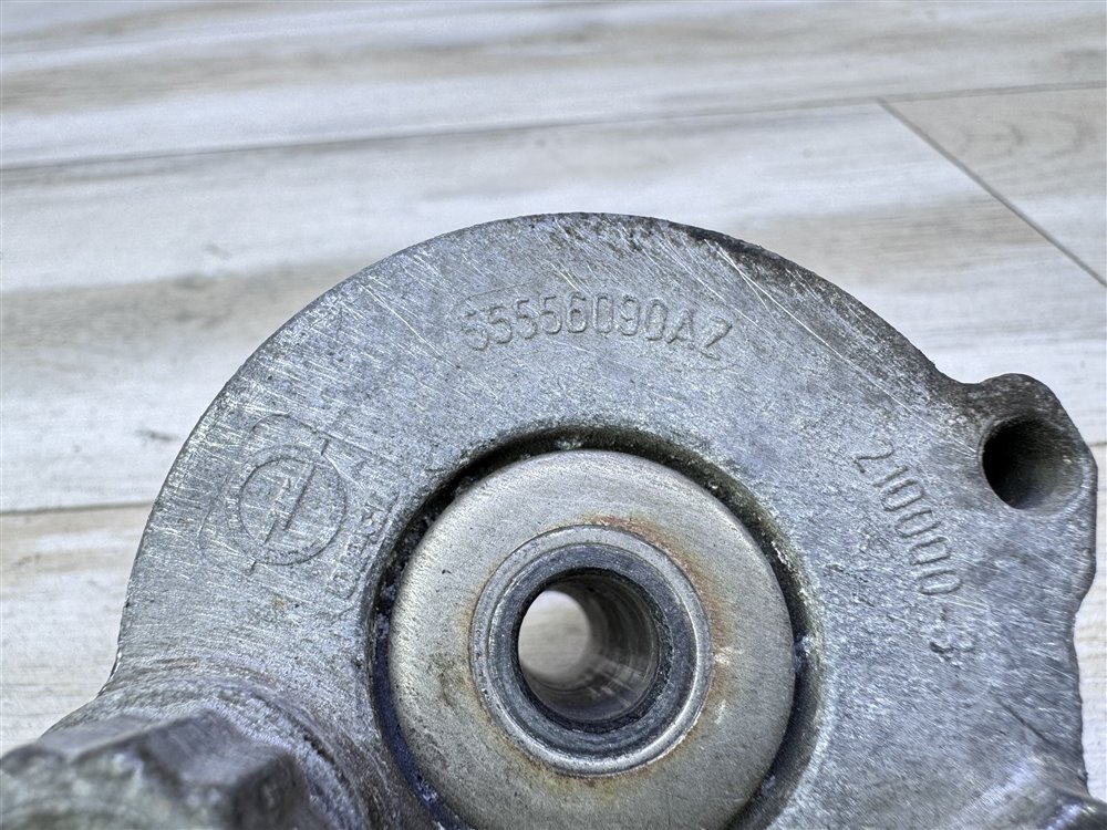 Натяжитель приводного ремня, 750 рублей, Севастополь