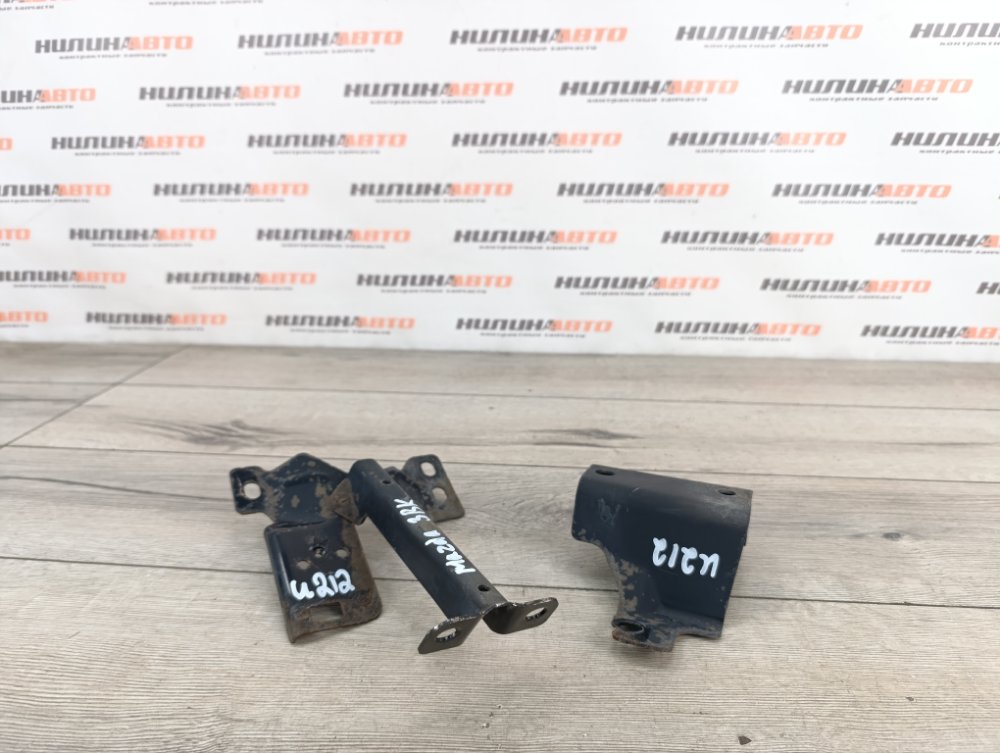 Кронштейн замка капота, 500 рублей, Москва