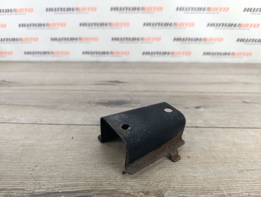 Кронштейн замка капота, 500 рублей, Москва