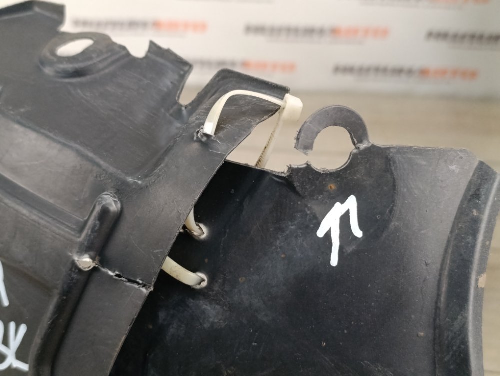 Подкрылок, 2500 рублей, Москва