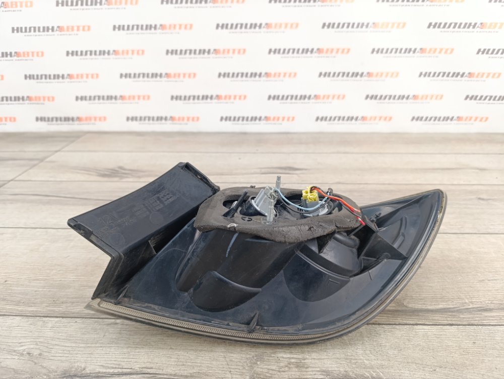 Фонарь в крыло, 6000 рублей, Москва