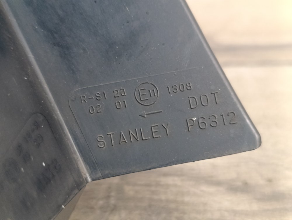 Фонарь в крыло, 6000 рублей, Москва