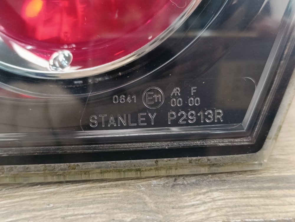 Фонарь в крышку багажника, 500 рублей, Москва