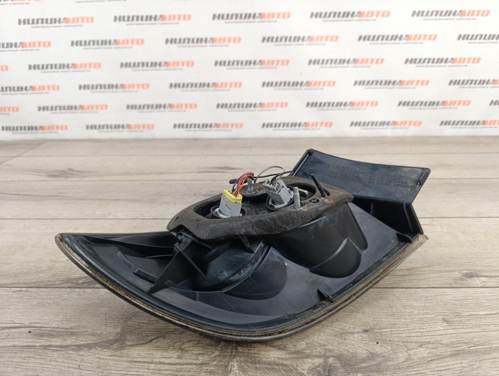 Фонарь в крыло, 6000 рублей, Москва