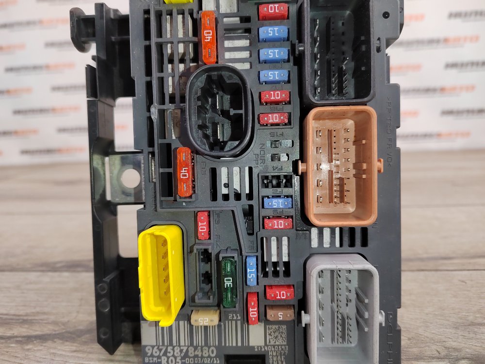 Блок предохранителей под капот, 14000 рублей, Москва