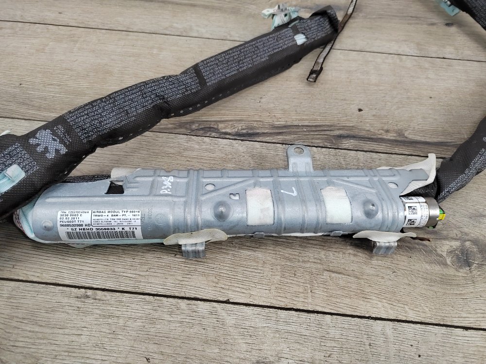 Подушка безопасности боковая, 1200 рублей, Москва