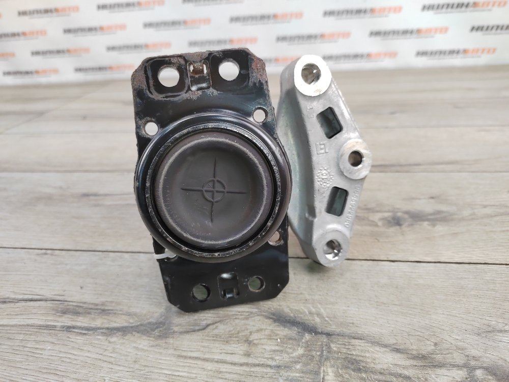 Подушка двигателя, 2600 рублей, Москва