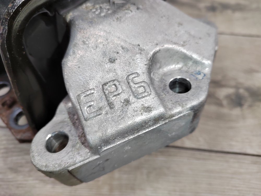 Подушка двигателя, 2600 рублей, Москва