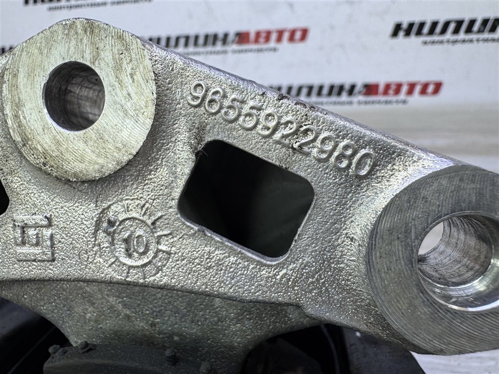 Подушка двигателя, 3000 рублей, Севастополь